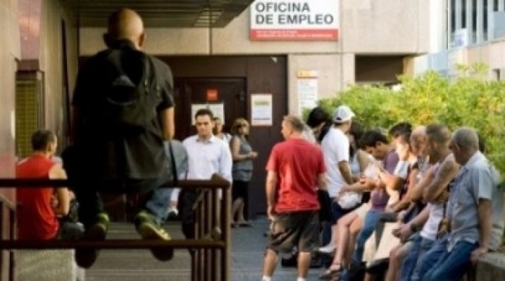Spania încearcă să trimită acasă şi români cărora nu li se aplică restricţiile privind munca -FADERE